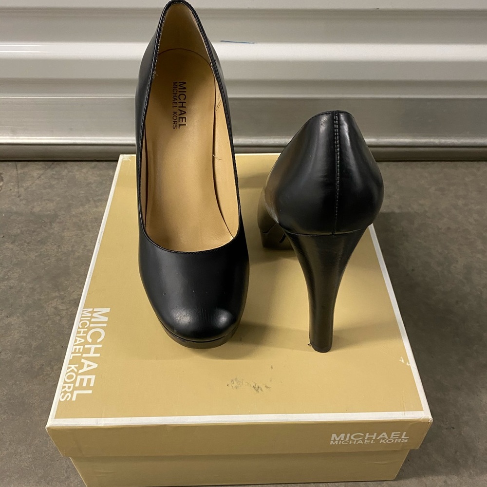 Micheal Micheal Kors Pumps